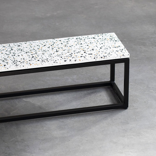 Banco Hertz | Concreto e Granilite