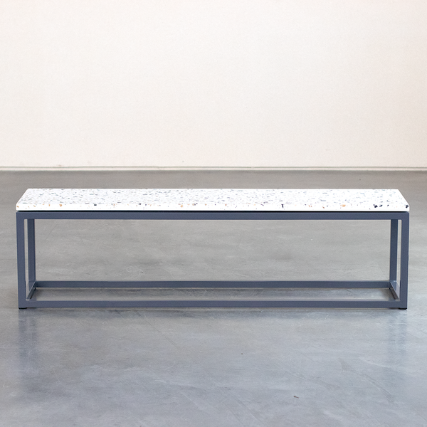Banco Hertz | Concreto e Granilite