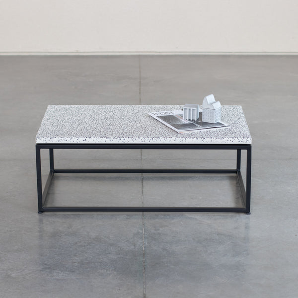 Mesa de Centro Hertz | Tampo Concreto e Granilite
