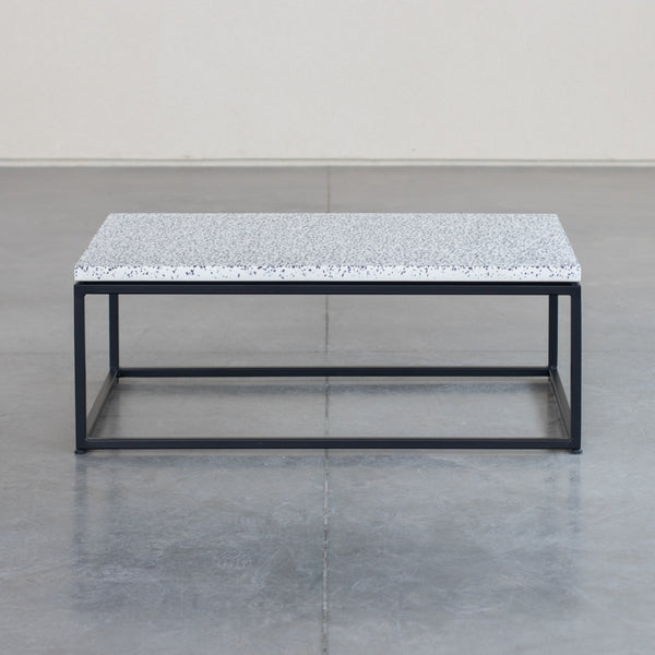 Mesa de Centro Hertz | Tampo Concreto e Granilite