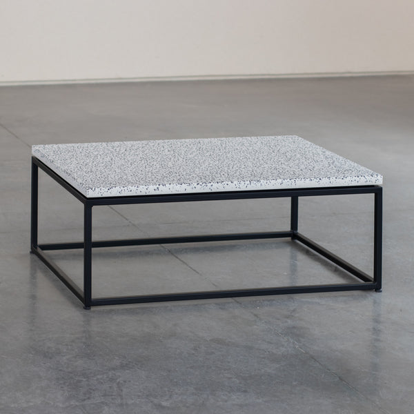 Mesa de Centro Hertz | Tampo Concreto e Granilite