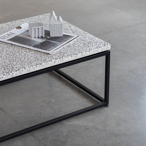 Mesa de Centro Hertz | Tampo Concreto e Granilite
