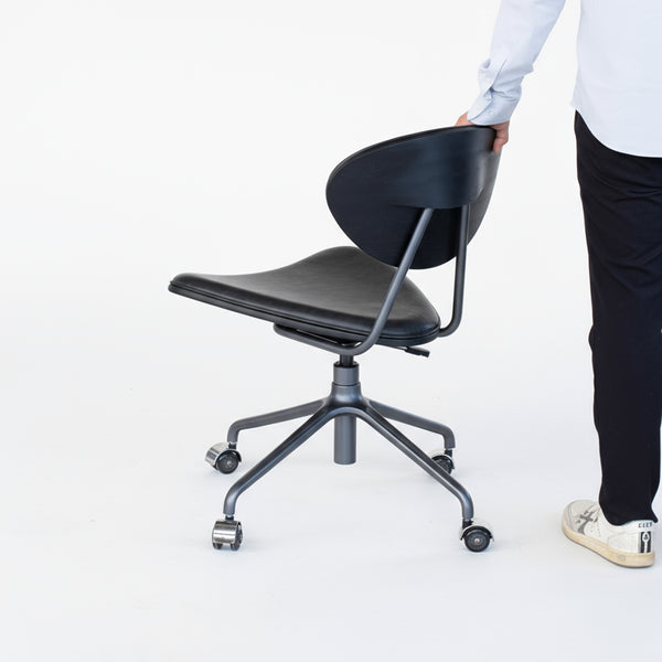 Cadeira Andorinha Office | Sem braço - MEZAS