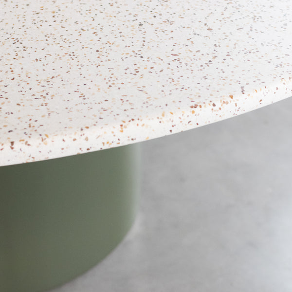 Mesa Bouman Solo | Tampo Concreto e Granilite | Base Aço
