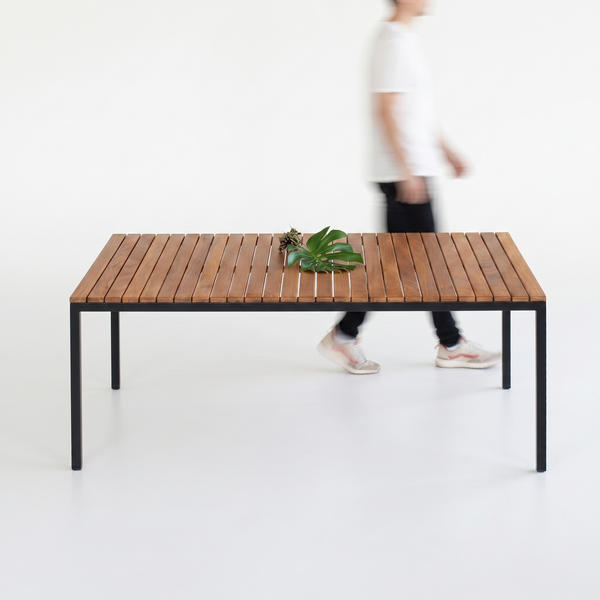 Mesa Hertz Retangular | Madeira Ripada | Área Externa